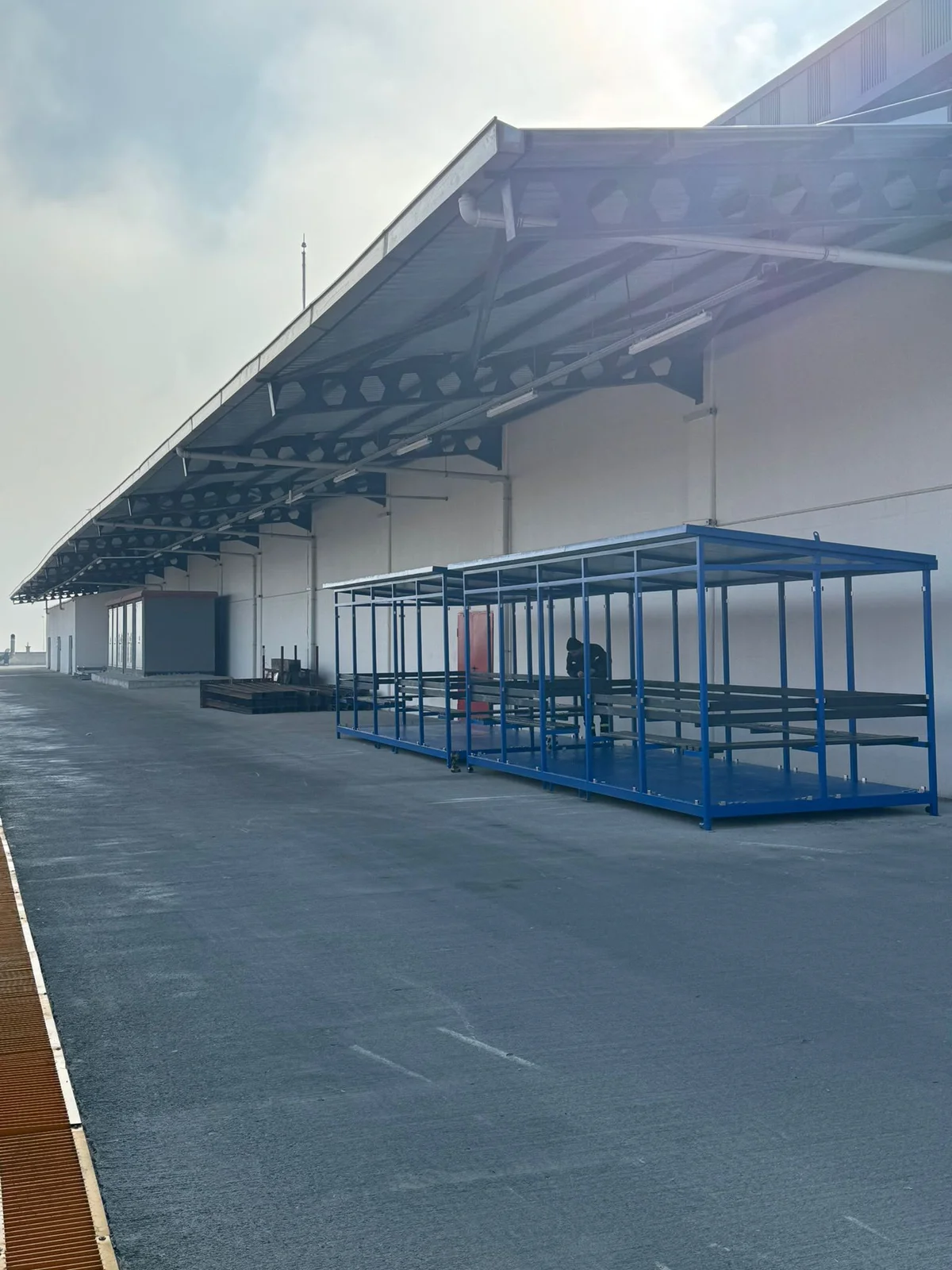 WAM GROUP KÜTAHYA SİGARA İÇME ALANI