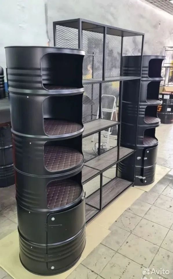 USTA BARREL PRO Varil Raf & Teşhir Ünitesi – Endüstriyel Stand Sistemi